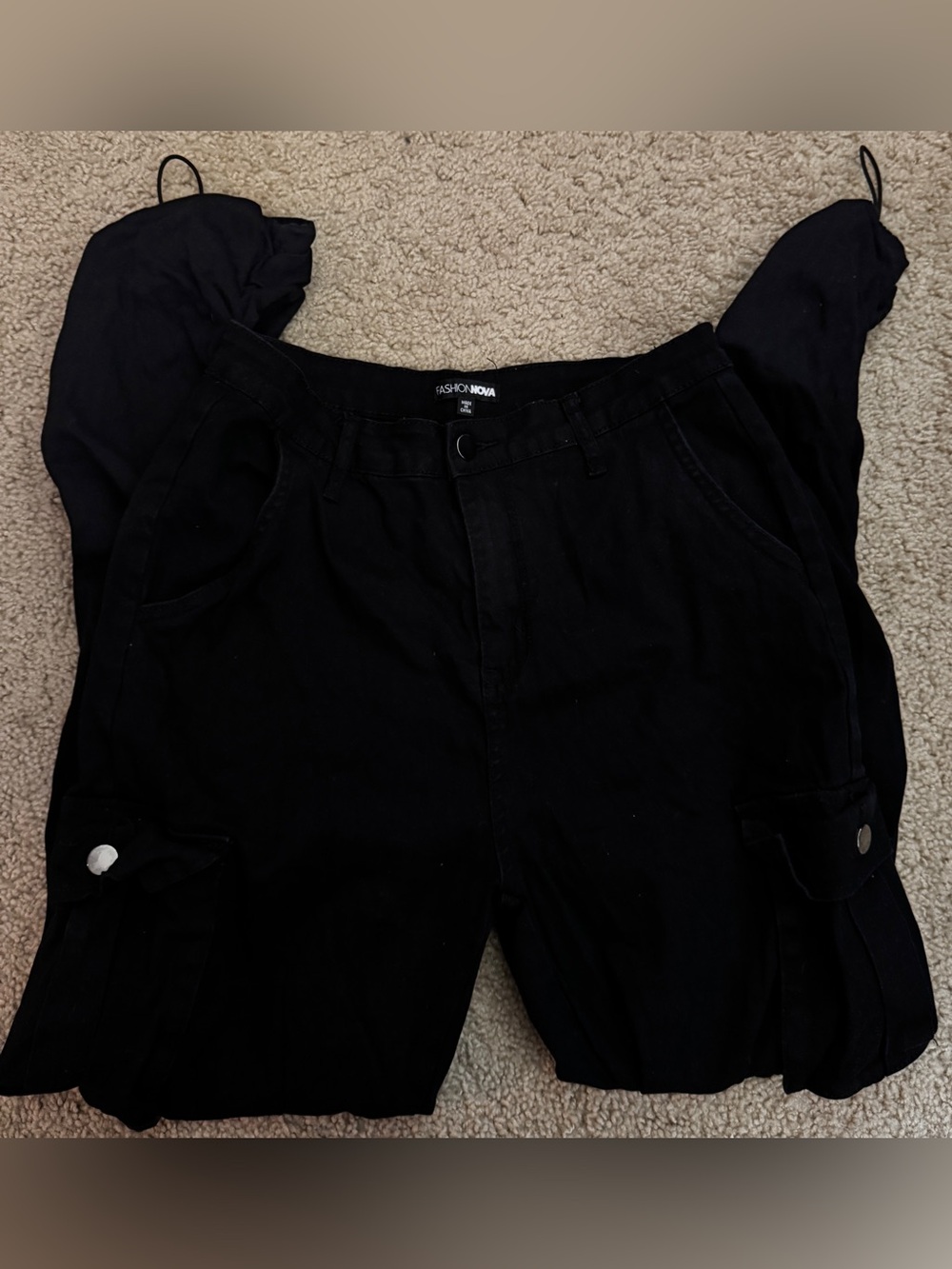 Fashion Nova Women’s Black Cargo Trousers